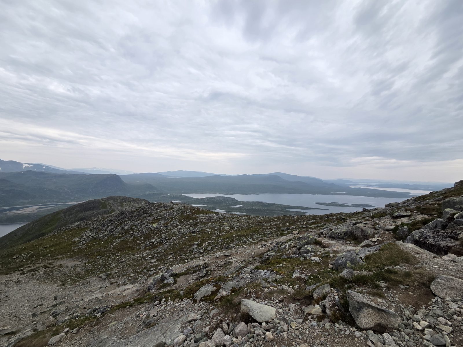 Berglandschap tijdens onze camperreis door Noorwegen